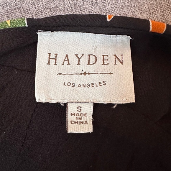 HAYDEN LA Black Floral Print Keyhole Halter Neck Shorts Romper Womens size Small - Picture 10 of 10